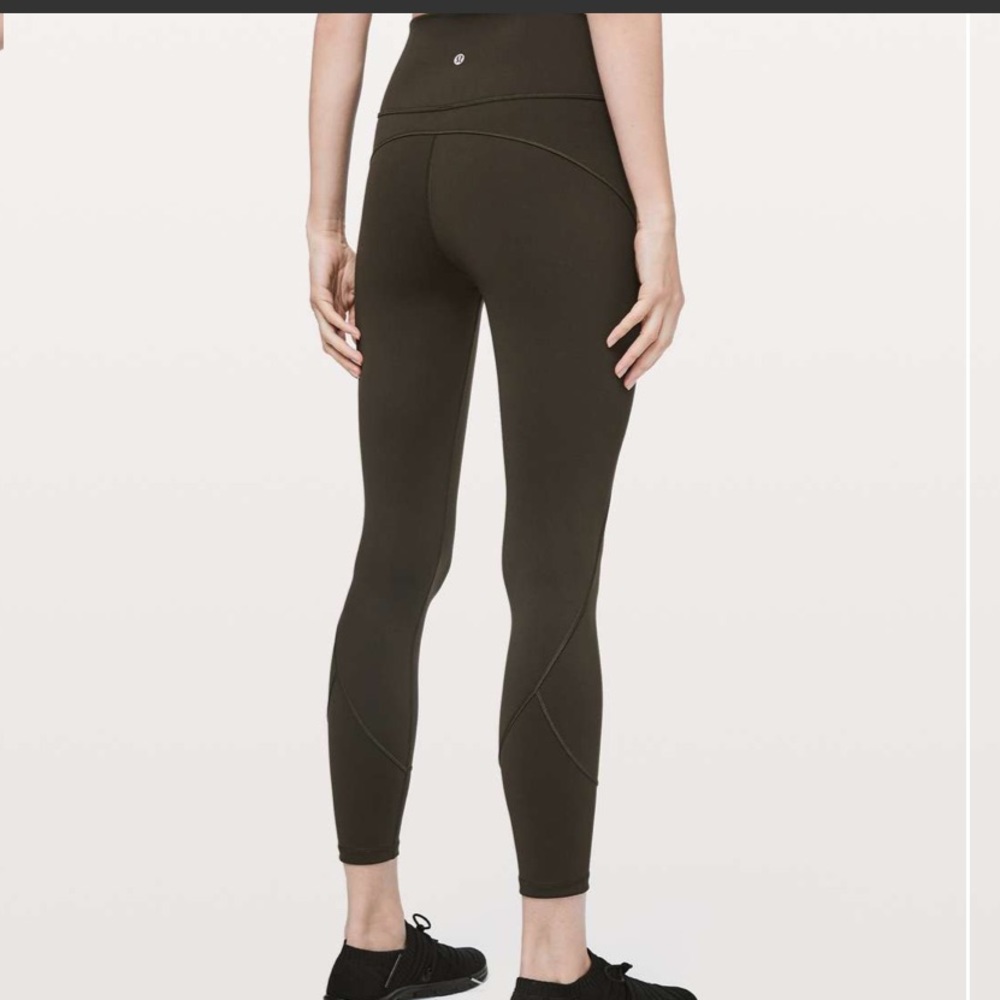 Lululemon In Movement 7/8 Tight Everlux 25"